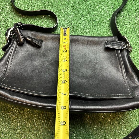 VTG Coach F10204 Black Leather Fold Over Flap Shoulder Bag Purse - Picture 7 of 13